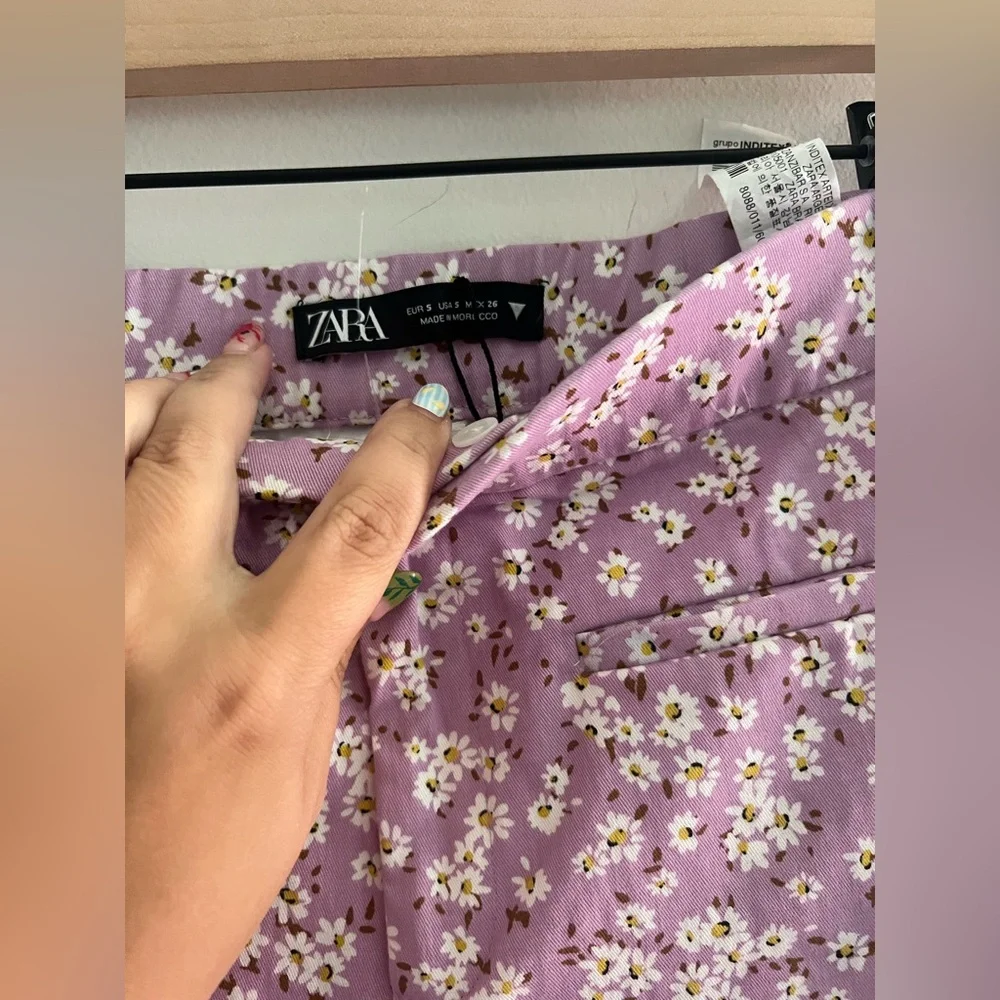 Zara Floral Flare Jeans Small - Picture 3 of 5
